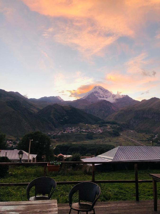 Guesthouse Elli & Cottages Kazbegi Eksteriør bilde