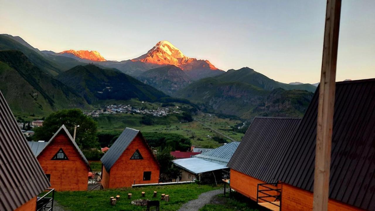 Guesthouse Elli & Cottages Kazbegi Eksteriør bilde