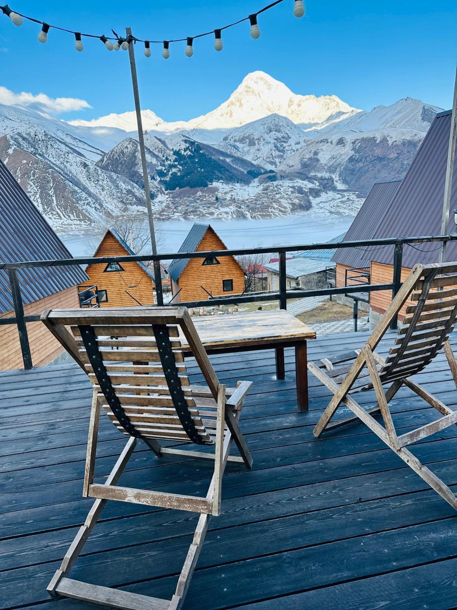 Guesthouse Elli & Cottages Kazbegi Eksteriør bilde