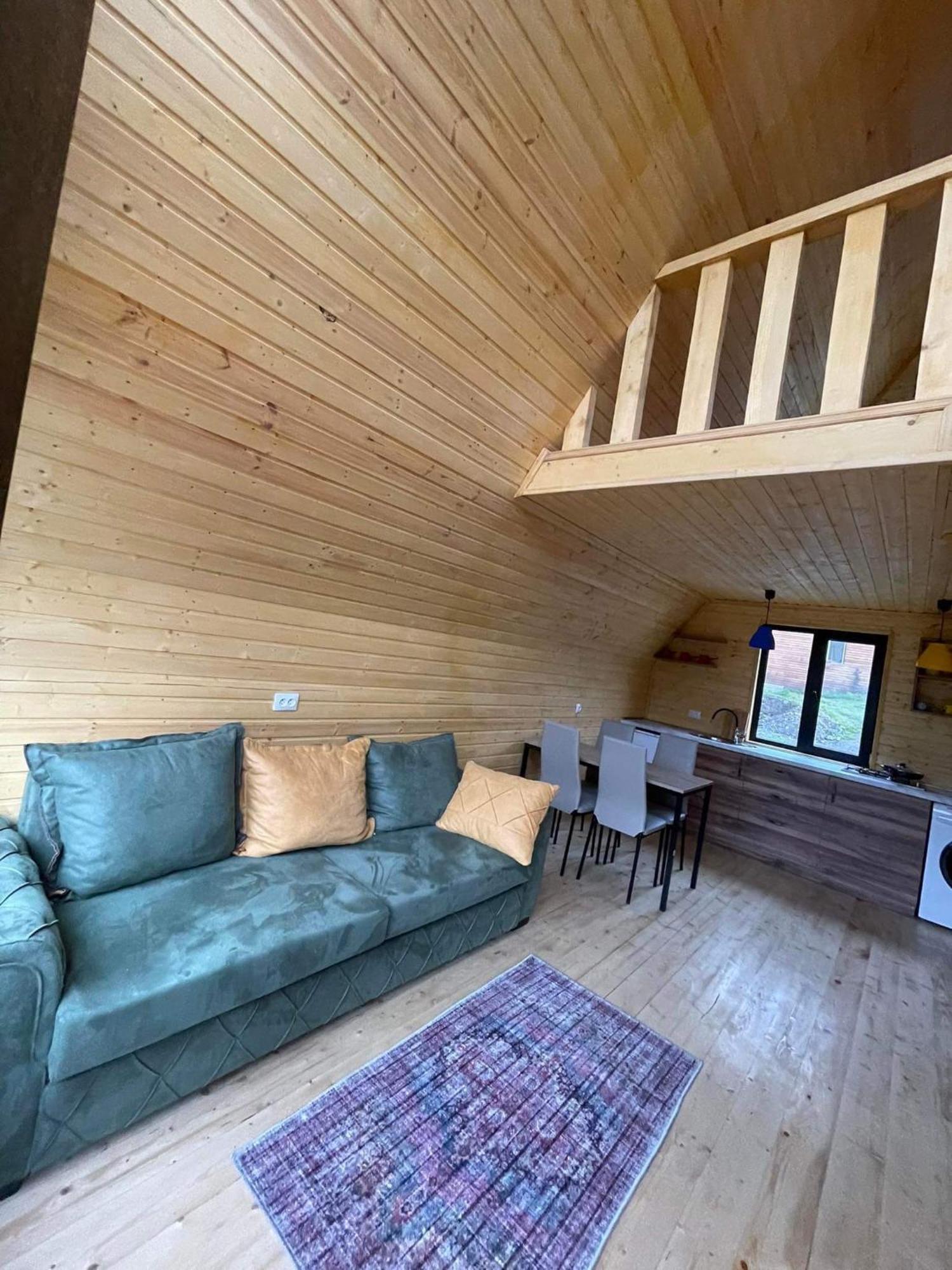 Guesthouse Elli & Cottages Kazbegi Eksteriør bilde