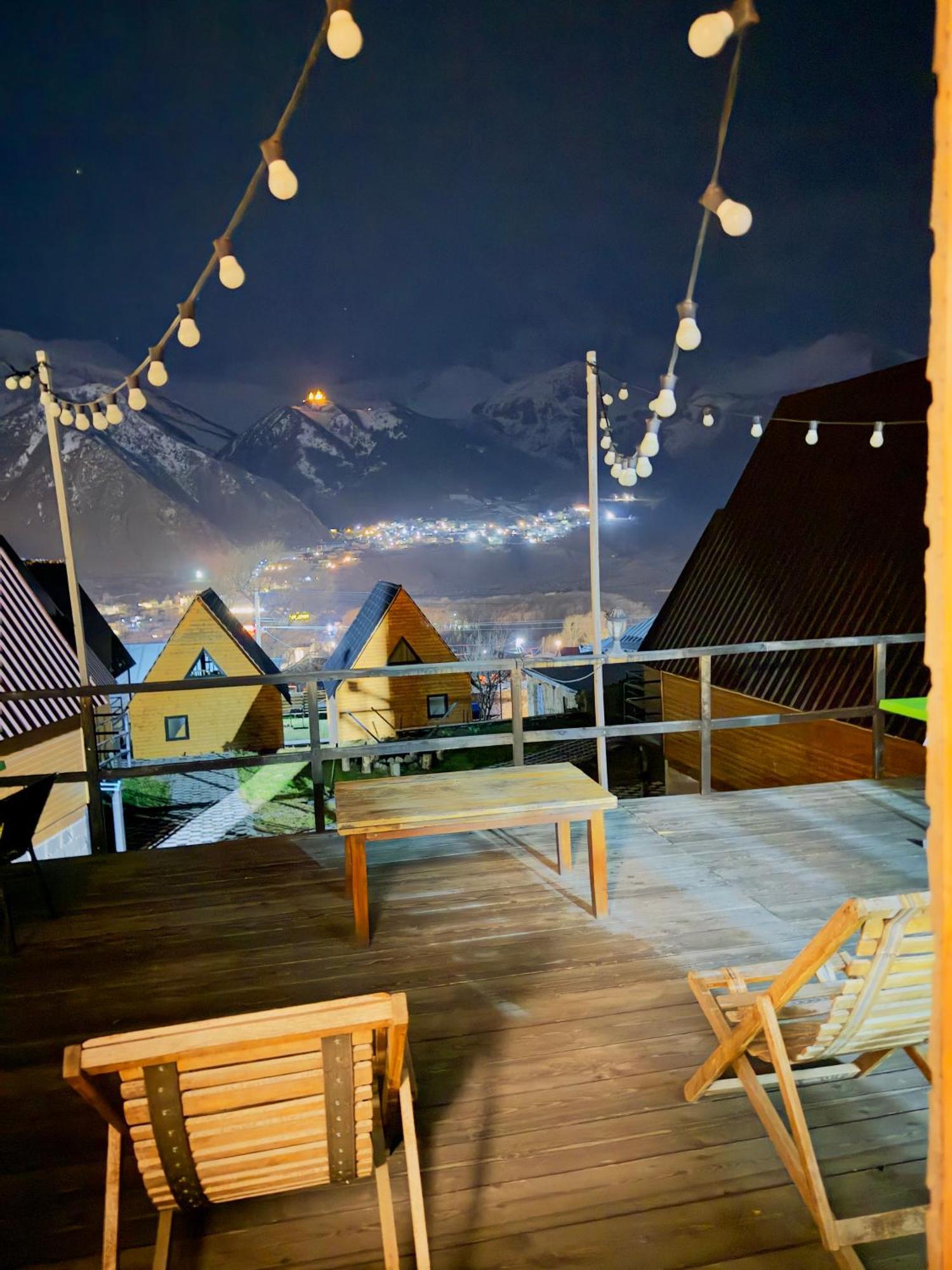 Guesthouse Elli & Cottages Kazbegi Eksteriør bilde