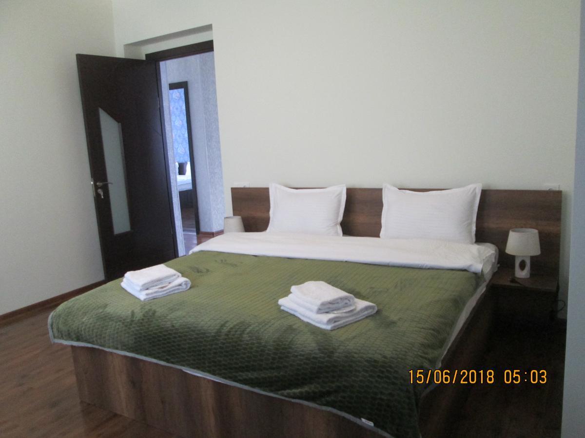 Guesthouse Elli & Cottages Kazbegi Eksteriør bilde