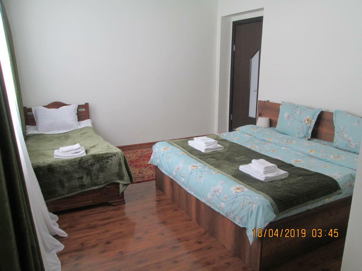 Guesthouse Elli & Cottages Kazbegi Eksteriør bilde