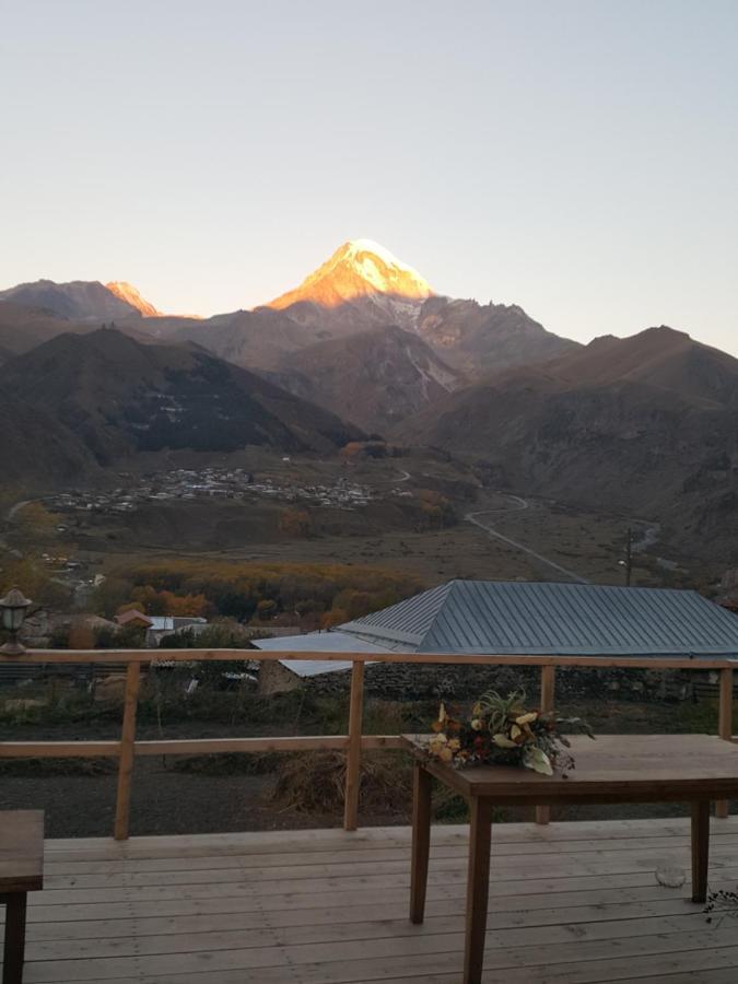 Guesthouse Elli & Cottages Kazbegi Eksteriør bilde